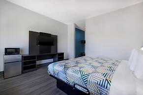 Motel 6 Dallas, TX - Methodist Charlton Medical Ctr.