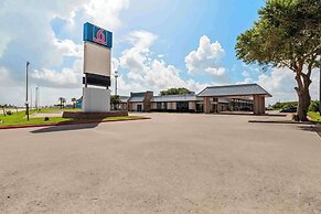 Studio 6 Port Lavaca, TX