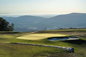 Cloudland at McLemore Resort Lookout Mountain, Curio by Hilton