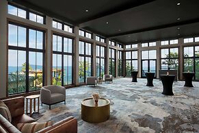 Cloudland at McLemore Resort Lookout Mountain, Curio by Hilton