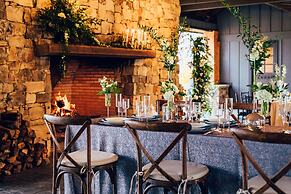 Cloudland at McLemore Resort Lookout Mountain, Curio by Hilton