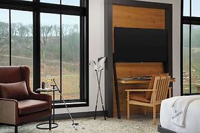 Cloudland at McLemore Resort Lookout Mountain, Curio by Hilton