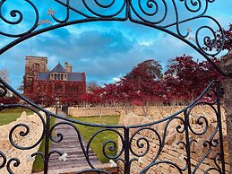 Marco Pierre White's Rudloe Arms
