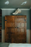 Marco Pierre White's Rudloe Arms