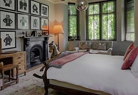 Marco Pierre White's Rudloe Arms