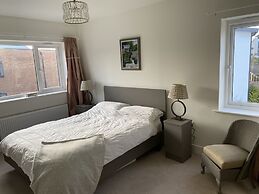 Impeccable 3-bed House - Topsham, Exeter