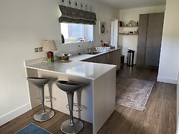 Impeccable 3-bed House - Topsham, Exeter