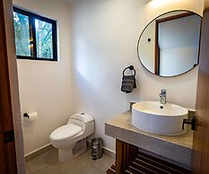 Villa Chicana Resort Pool AC Fast Internet
