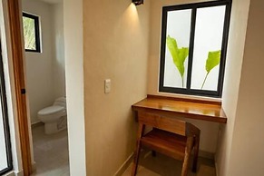 Villa Chicana Resort Pool AC Fast Internet