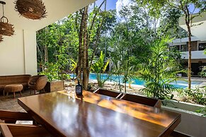 Villa Chicana Resort Pool AC Fast Internet
