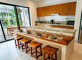 Villa Chicana Resort Pool AC Fast Internet