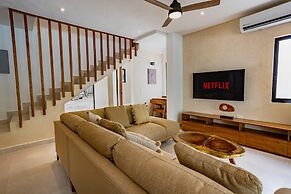Villa Ek Balam Resort Pool AC Fast Internet