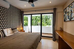 Villa Ek Balam Resort Pool AC Fast Internet