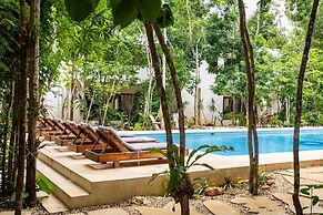 Villa Edzna Resort Pool AC Fast Internet