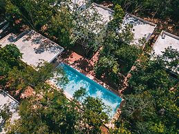 Villa Edzna Resort Pool AC Fast Internet