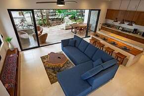 Villa Edzna Resort Pool AC Fast Internet