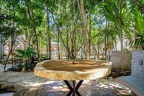 Villa Mayapan Resort Pool AC Fast Internet