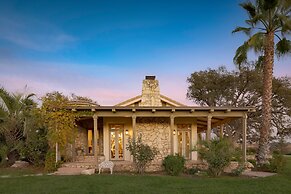 Eagle Oak Ranch by Avantstay Views, Pool, Privacy