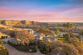 Eagle Oak Ranch by Avantstay Views, Pool, Privacy