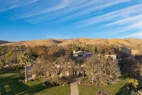 Eagle Oak Ranch by Avantstay Views, Pool, Privacy