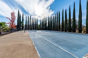 Eagle Oak Ranch by Avantstay Views, Pool, Privacy