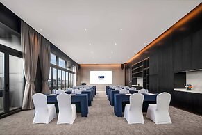 Holiday Inn Express Shenzhen Futian Center by IHG