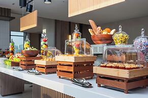 Holiday Inn Express Shenzhen Futian Center by IHG