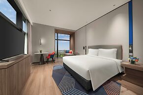 Holiday Inn Express Shenzhen Futian Center by IHG
