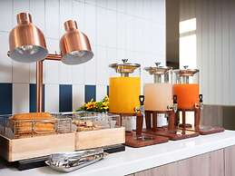 Holiday Inn Express Shenzhen Futian Center by IHG