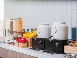 Holiday Inn Express Shenzhen Futian Center by IHG