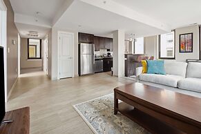 Modern Downtown Apartment