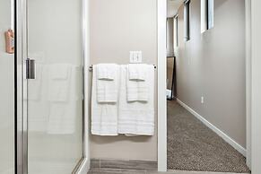 Modern Downtown Apartment