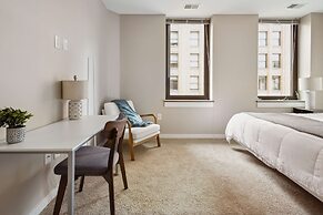 Modern Downtown Apartment