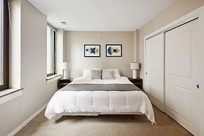 Modern Downtown Apartment