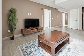 Modern Downtown Apartment