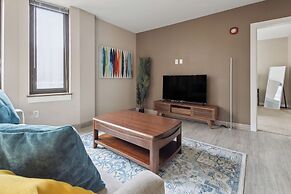 Modern Downtown Apartment