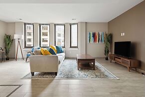 Modern Downtown Apartment