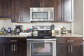 Modern Downtown Apartment