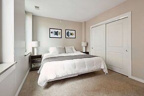 Modern Downtown Apartment