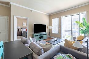 Executive Suite With Pool & Gym