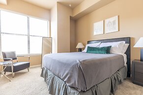 Executive Suite With Pool & Gym