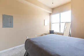 Executive Suite With Pool & Gym