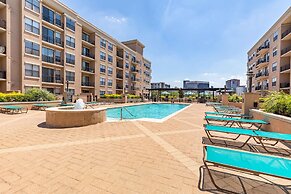 Executive Suite With Pool & Gym