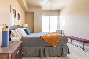 Executive Suite With Pool & Gym