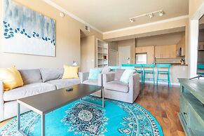 Executive Suite With Pool & Gym