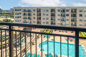 Executive Suite With Pool & Gym