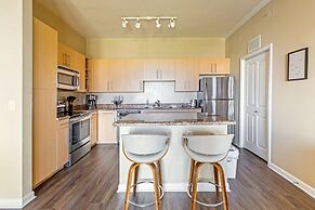 Executive Suite With Pool & Gym