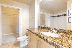 Executive Suite With Pool & Gym