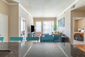 Executive Suite With Pool & Gym