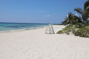 Marea Azul Beach Resort